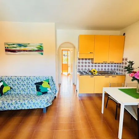 Апартаменты Colorful With Balcony-beahost