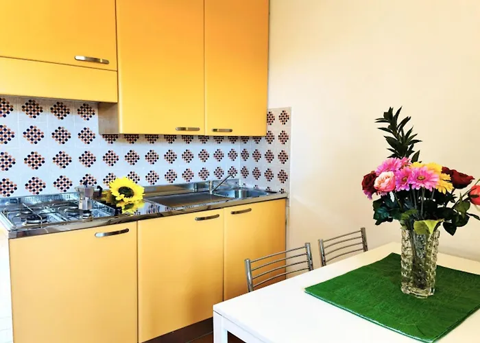 Colorful With Balcony-beahost